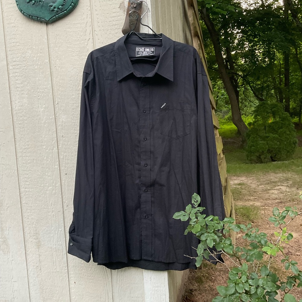 Men’s Ecko Unltd. Classic Studded Black Velvet Accented Button Down Shirt! - Picture 8 of 11
